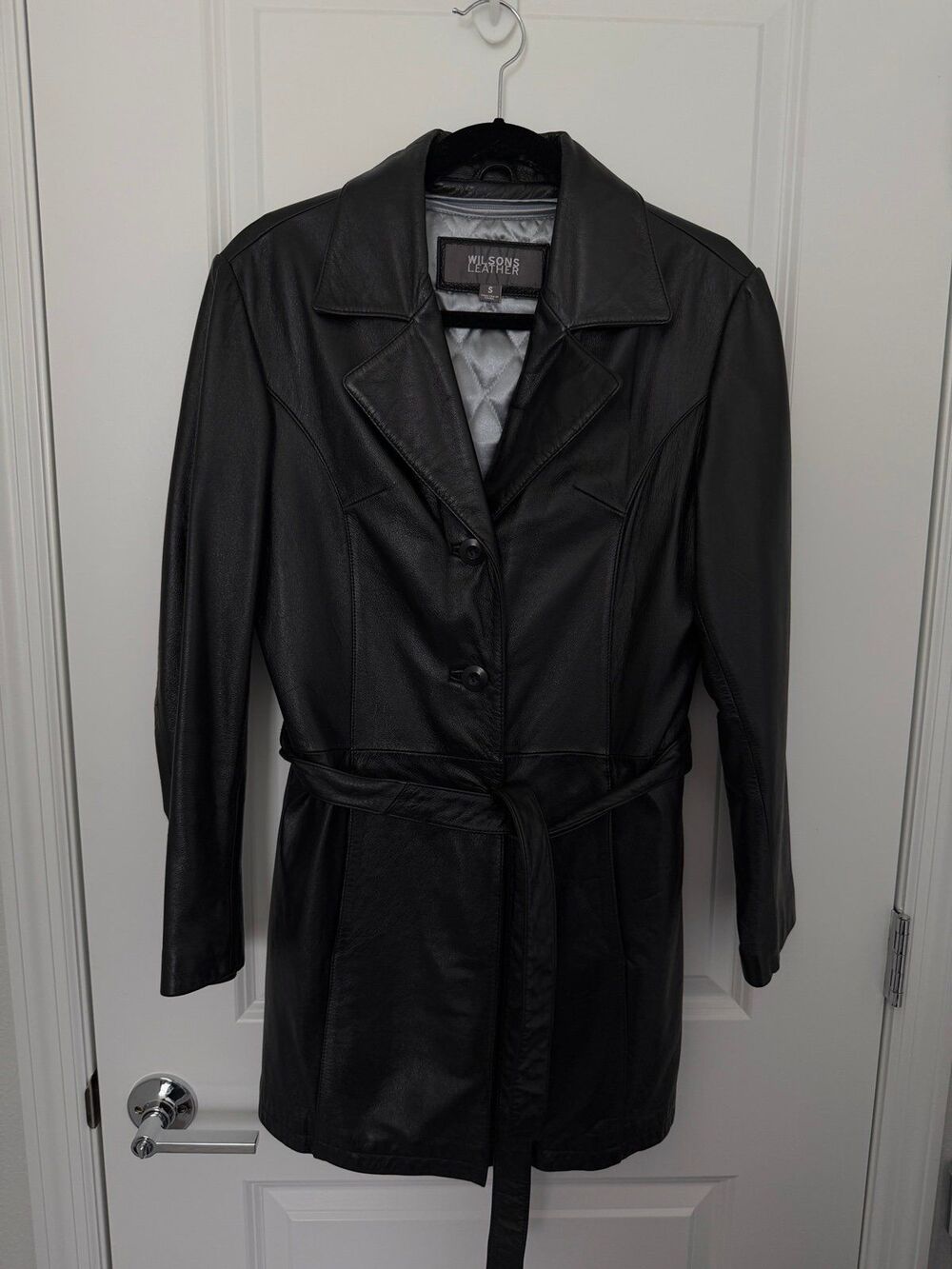 Vintage Y2K Wilsons Leather 1990’s 100% Black Leather Lined Car Cut Coat Matrix